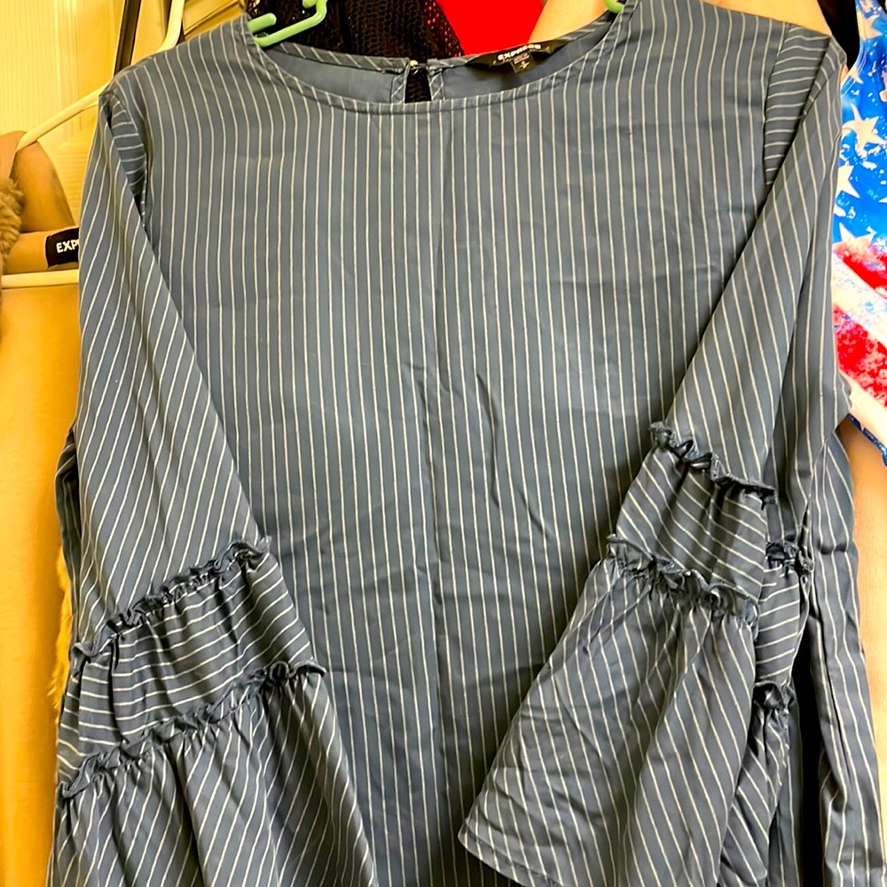 Express shirt